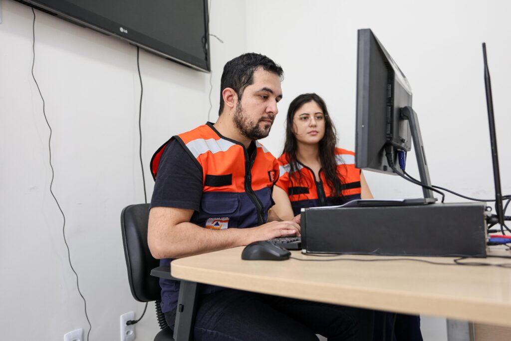 Governo do Acre intensifica monitoramento dos rios e auxiliam famílias atingidas