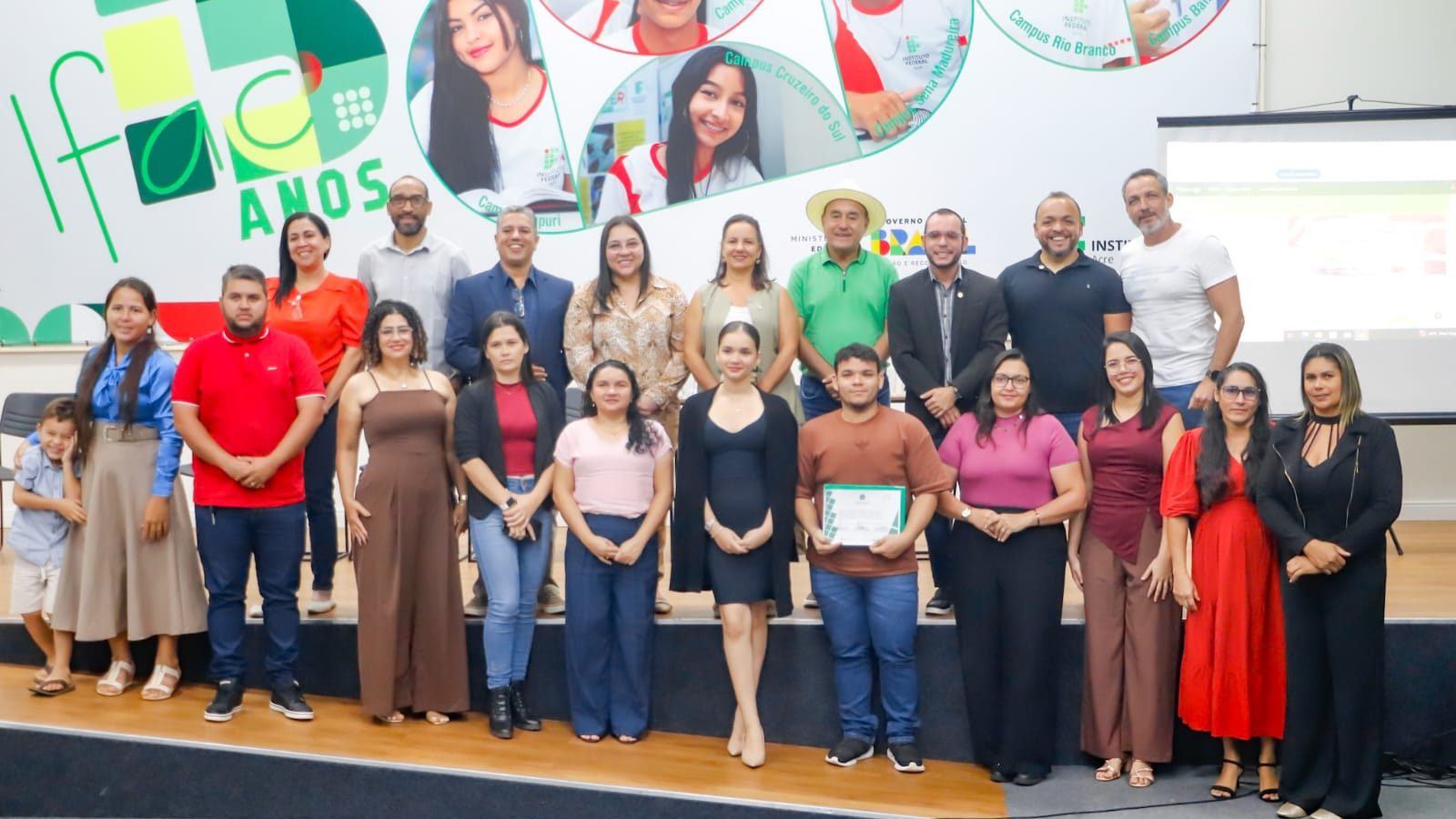 Prefeito Tião Bocalom participa da certificação de alunos do Ifac na capital