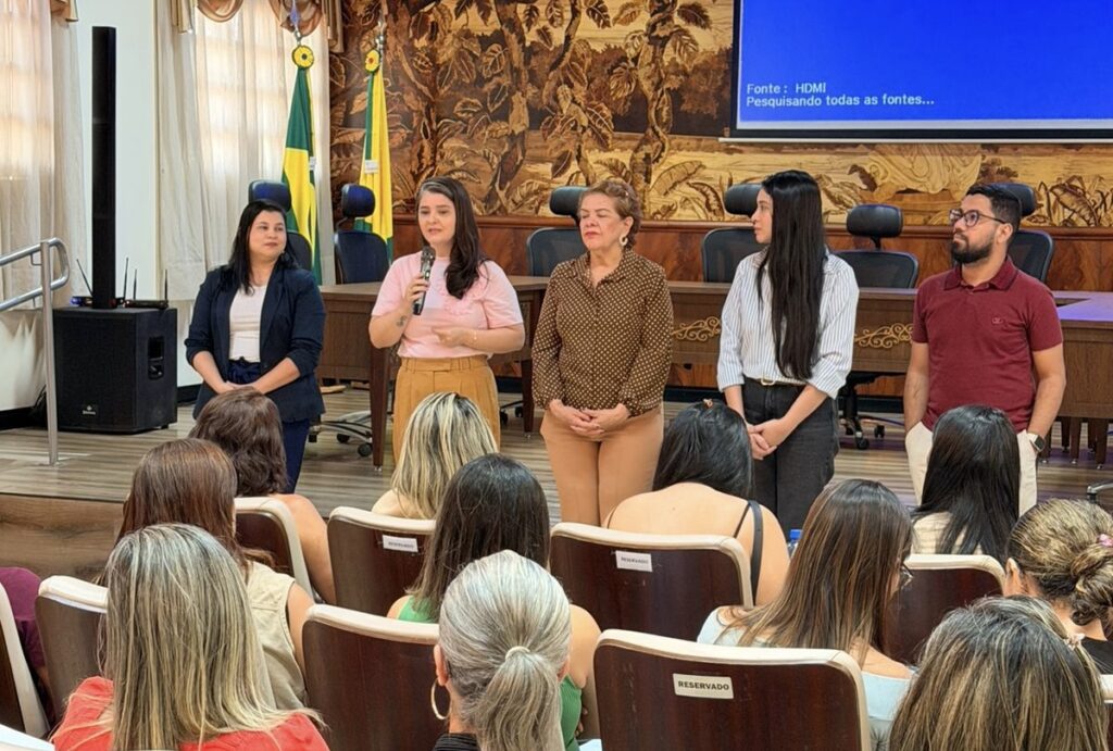 Saúde qualifica servidores do Baixo Acre com oficina sobre teste do pezinho