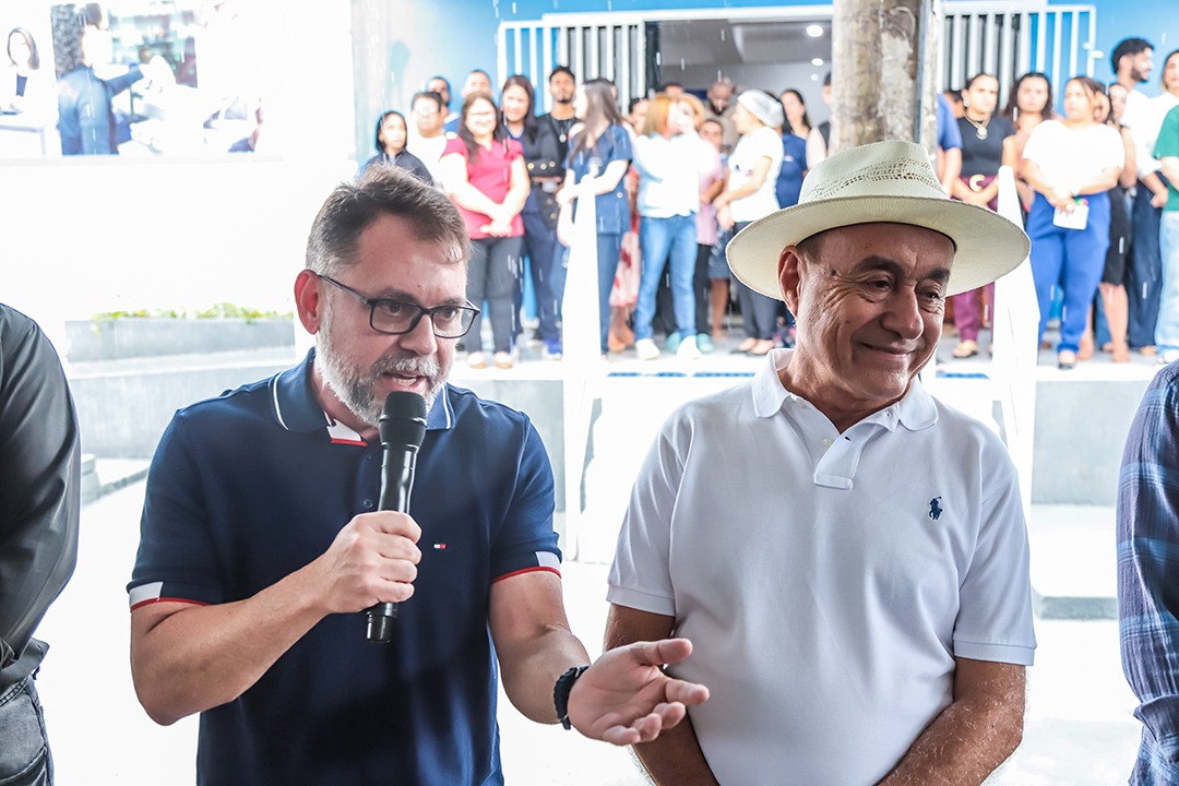 Prefeitura reinaugura 41ª Unidade Básica de Saúde e inicia vacinação contra dengue para profissionais da saúde