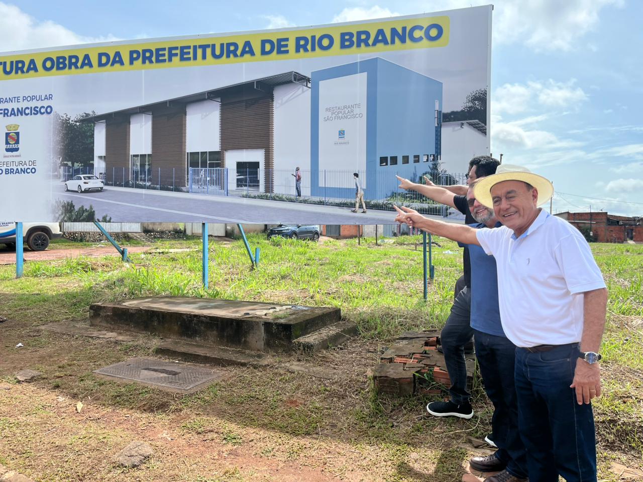 Prefeito de Rio Branco realiza últimas visitas técnicas a obras antes de desincompatibilização
