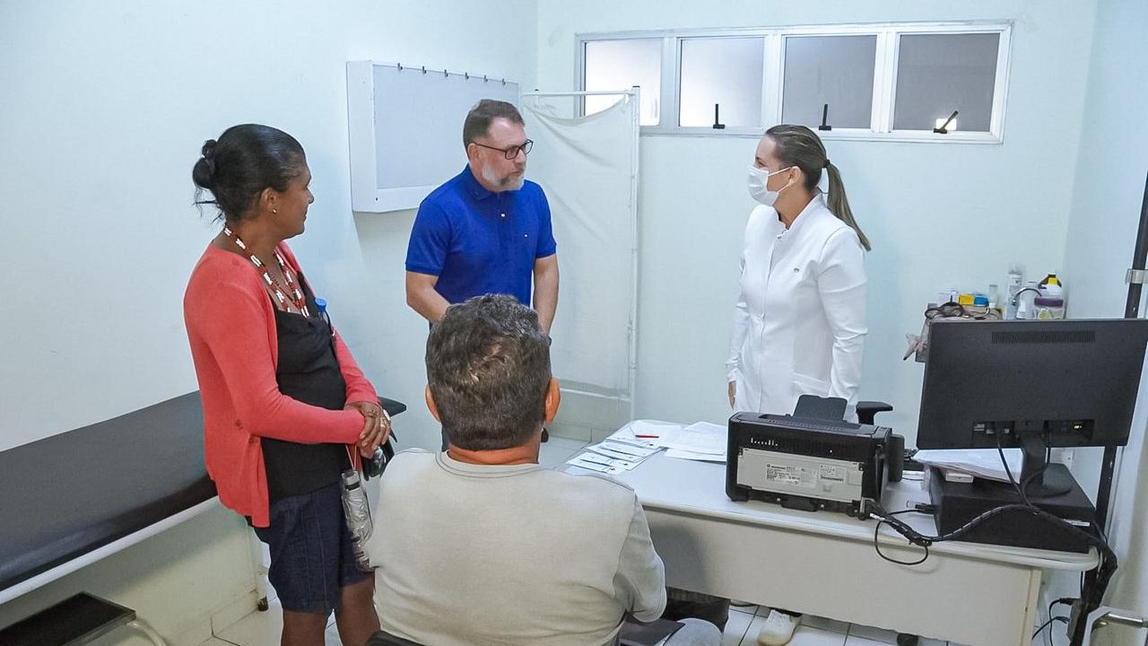 Alisson Bestene vistoria unidade de saúde e anuncia melhorias na rede municipal de Rio Branco