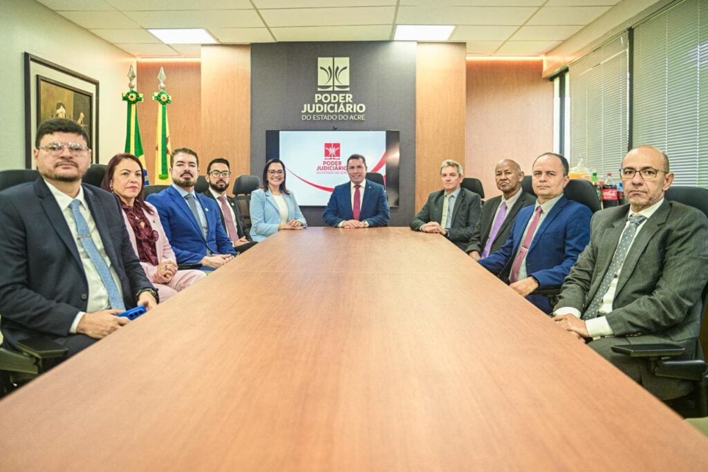 Mailza reforça parceria institucional em visita ao Tribunal de Justiça do Acre