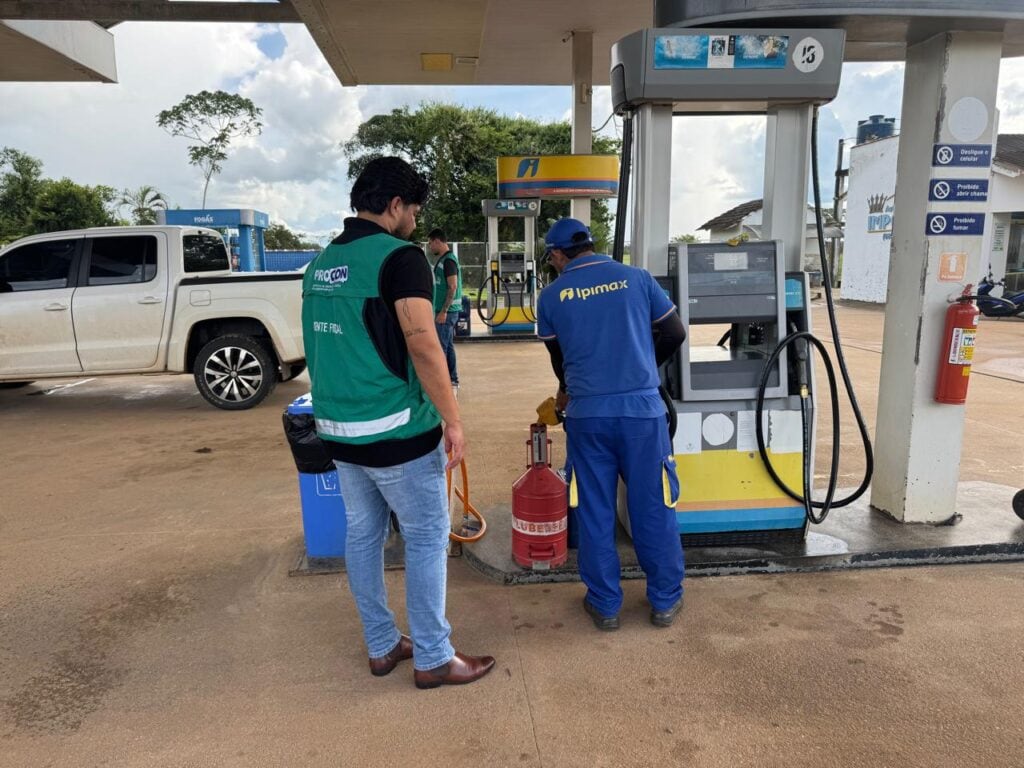 Procon intensifica fiscalização na Operação “De Olho no Combustível” na região do Alto Acre