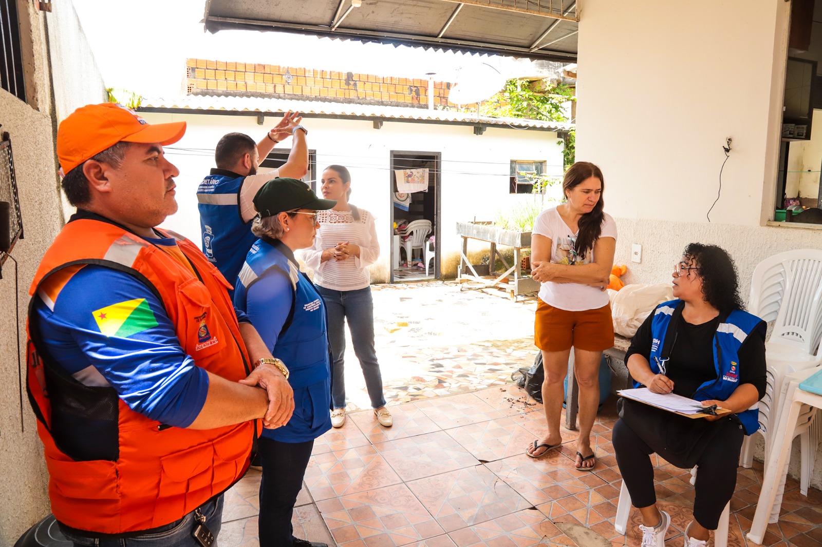 Prefeitura de Rio Branco inicia levantamento de famílias atingidas por enxurrada na Baixada da Sobral